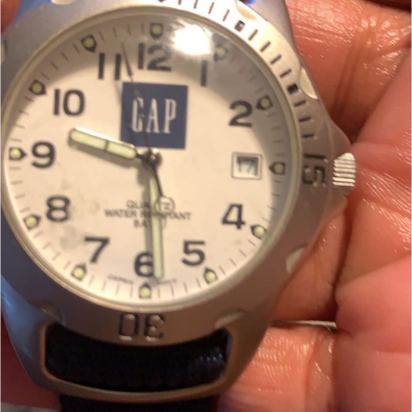 GAP Watch - Picture 2 of 6